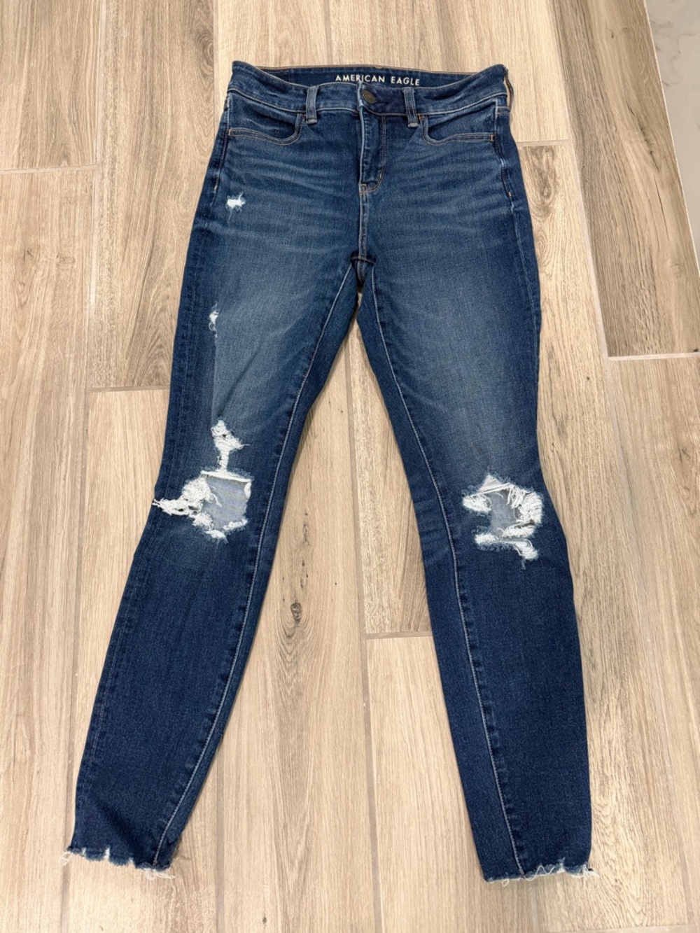 American Eagle Outfitters Ripped Skinny Jeans